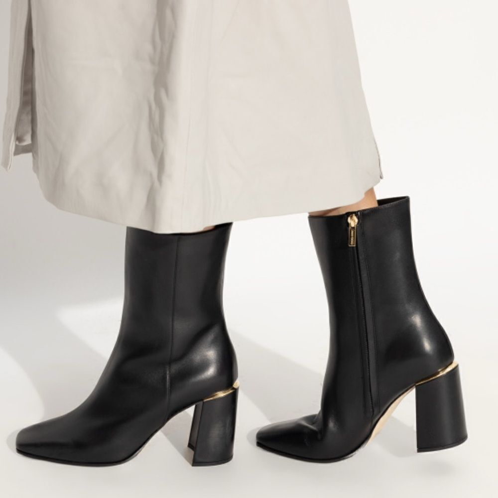 Jimmy Choo Loren 85MM Leather Ankle Boots size 40